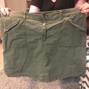 Croft and Barrow skirt